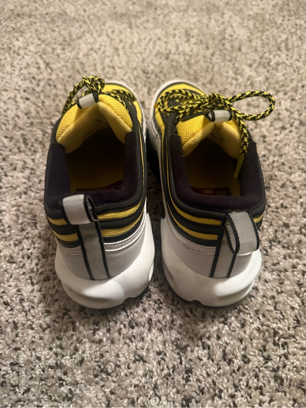 Men’s Yellow and White Athletic Sneakers - Lightweight Comfort